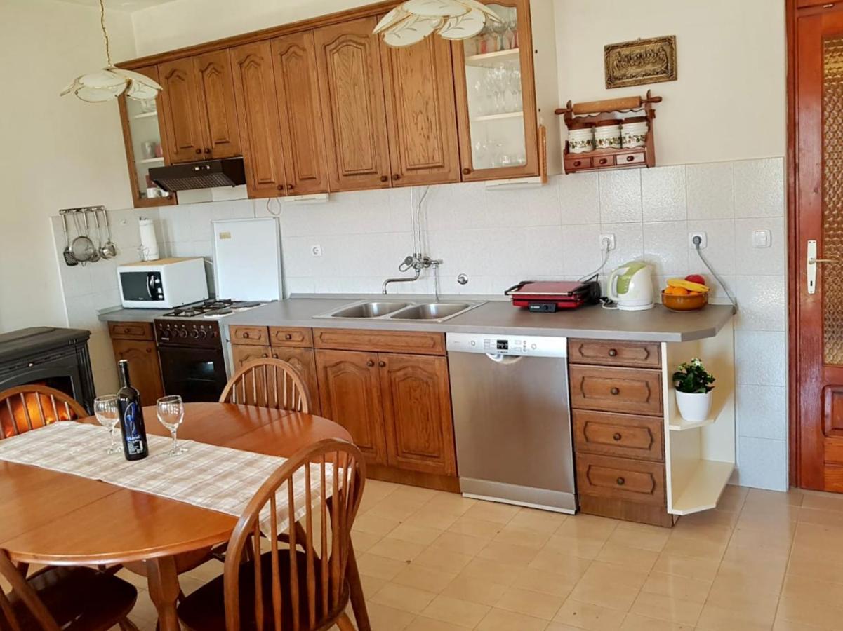 Apartmani Luka Zrnovo Exterior photo